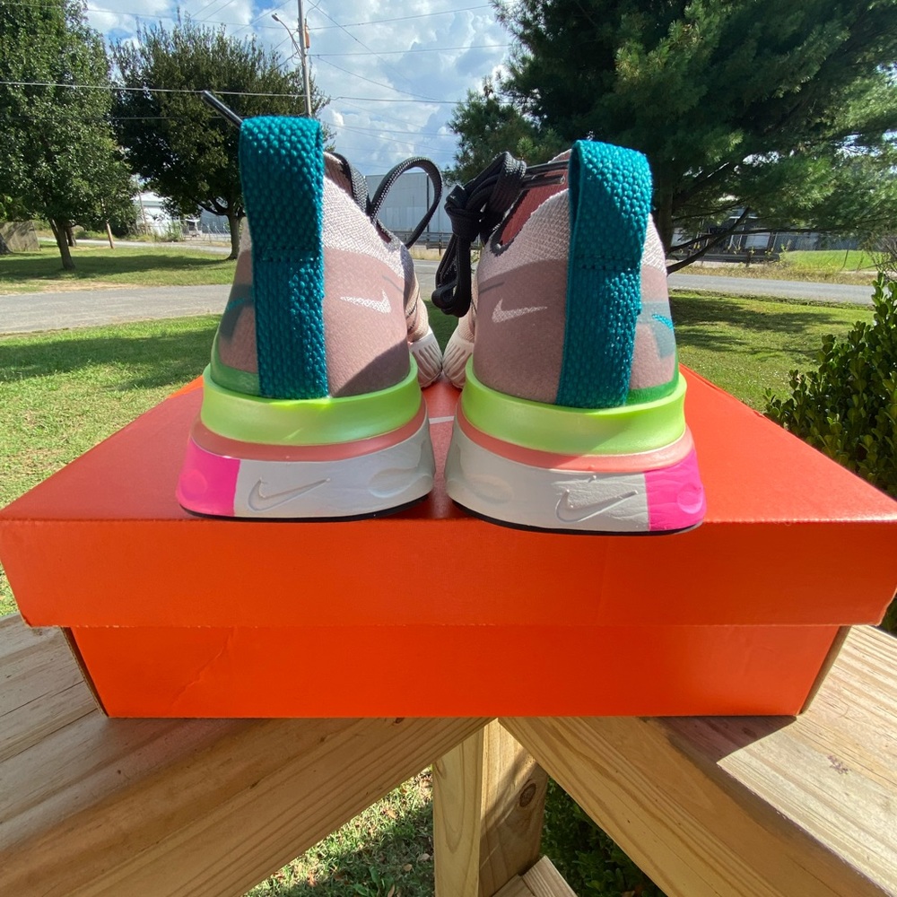 Nike React Infinity Run Flyknit - Picture 3 of 5